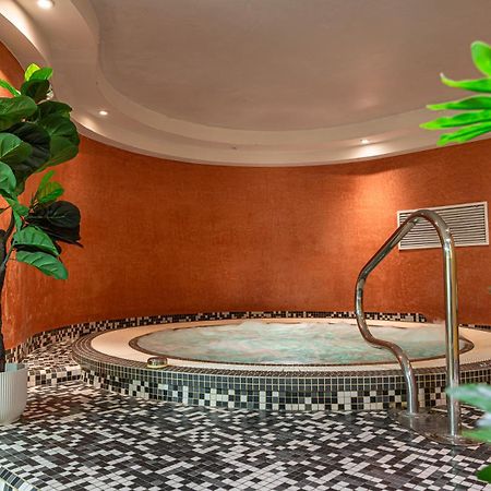 Le Mauritia Hotel Et Spa Pornic Ngoại thất bức ảnh