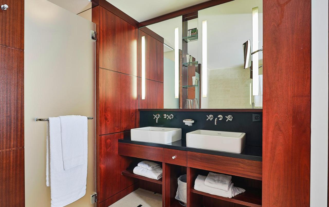 Le Mauritia Hotel Et Spa Pornic Ngoại thất bức ảnh
